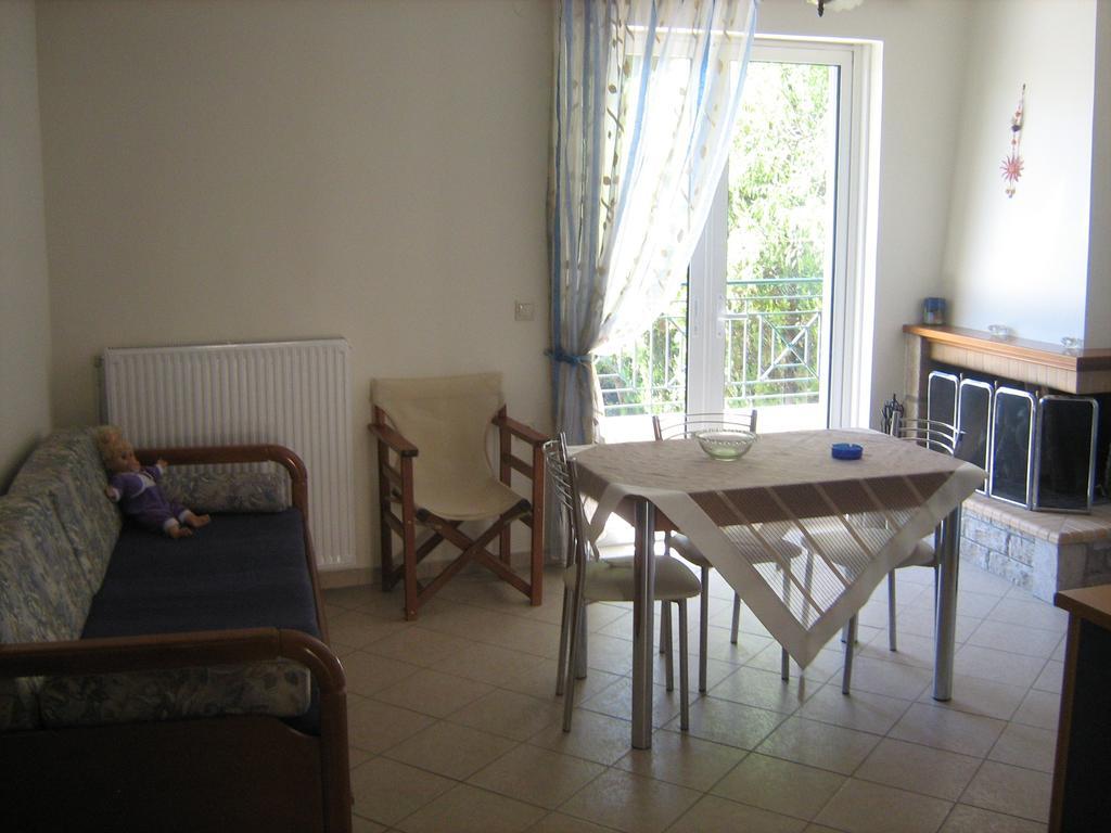 Apartamento Filoxenia Levídhion Habitación foto